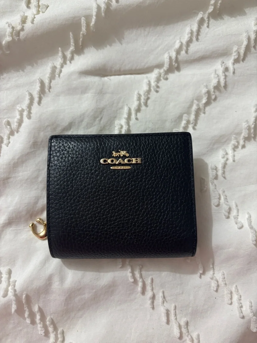Coach Black Pebbled Leather Small Wallet with Gold Logo - Picture 1 of 6